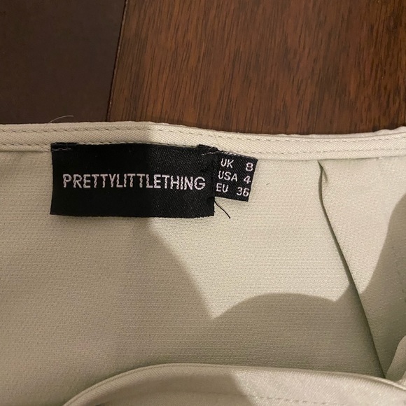 Pretty Little Thing crop top and matching skirt set - Picture 4 of 5